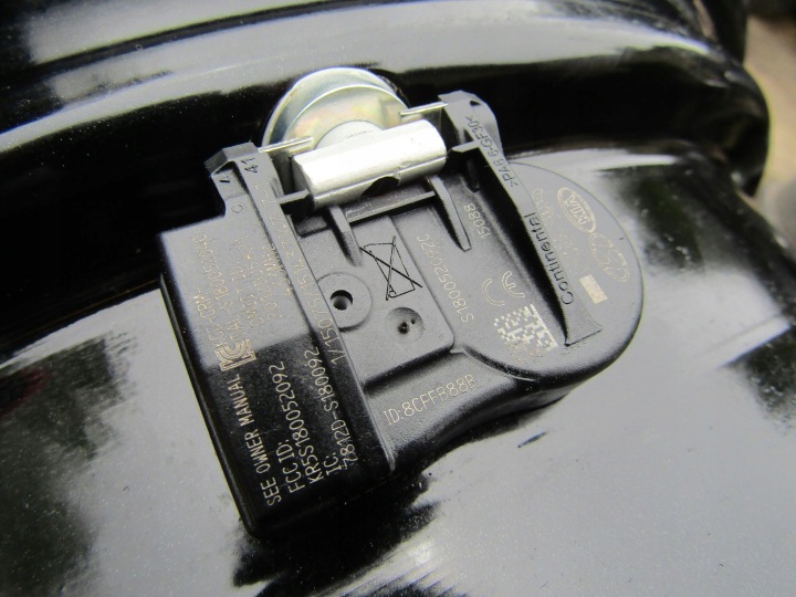 фото №16, Диски 16 hyundai i30 i ii iii kia ceed ii iii 5x114,3 et50 + датчики tpms