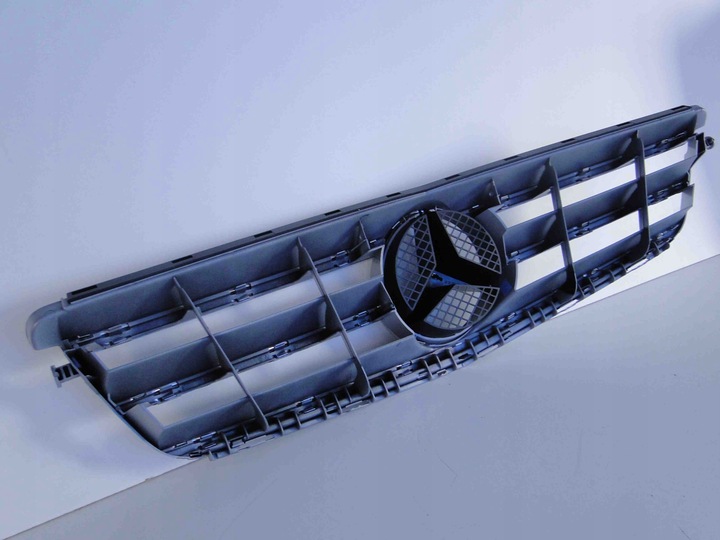 фото №14, Mercedes c клас w204 204 решітка радіатора решітка бампера avantgarde a2048800023