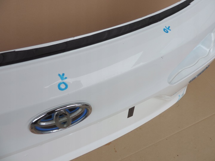 фото №4, Toyota corolla cross 2022 2023 2024 задня кришка