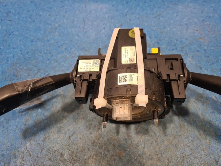 фото №5, Volkswagen passat cc переключатель комбинированный 3c0953549aj