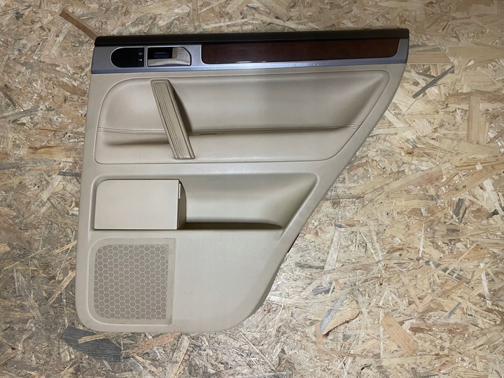фото №1, Оббивка боковина двері праві зад задній volkswagen vw touareg i 1 7l 7l6