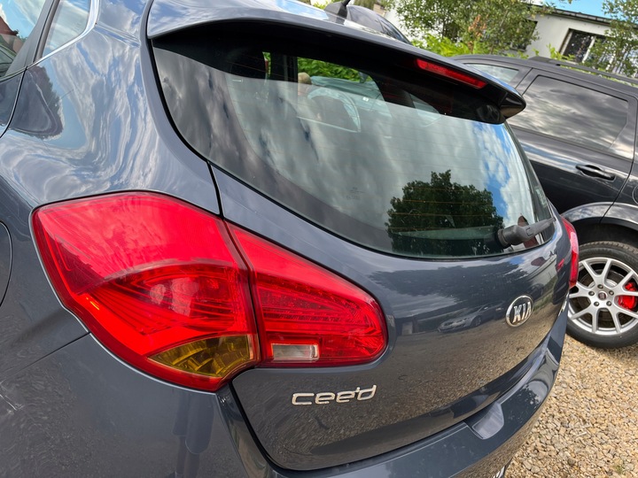 фото №3, Кришка багажника зад kia ceed ii d7 htb 5 двері оригінал śląsk