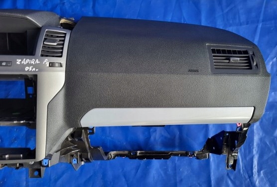 фото №4, Консоль торпедо роздавальна opel zafira b