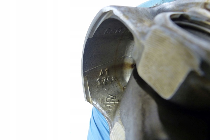 фото №9, Nissan juke pulsar qashqai ii 1.2 dig-t hra2 поршень + шатун