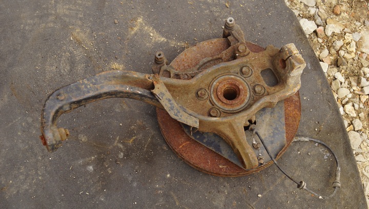 фото №7, Поворотный кулак правый перед nissan navara d40 3.0d