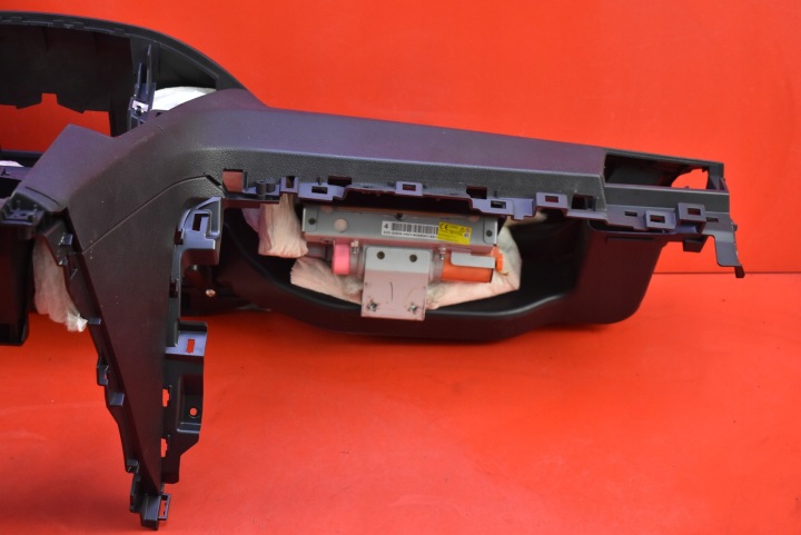 фото №7, Торпедо роздавальна консоль капот подушка  eu subaru legacy 5 v 09-14
