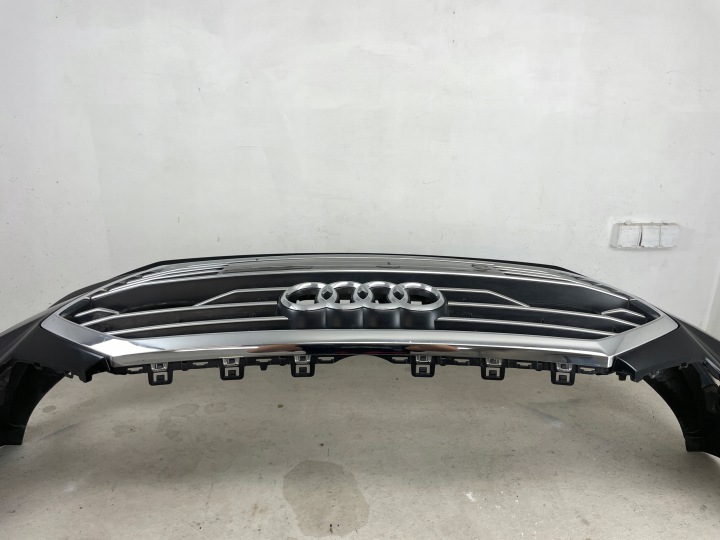 фото №15, Audi a6 c8 бампер передній перед 4k0807437 17-