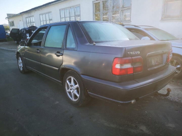 фото №8, Volvo s70 реле 1997 2.5l 1362895