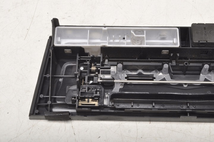 фото №8, Audi s4 b8 считыватель дисков навигации 8t2035666e