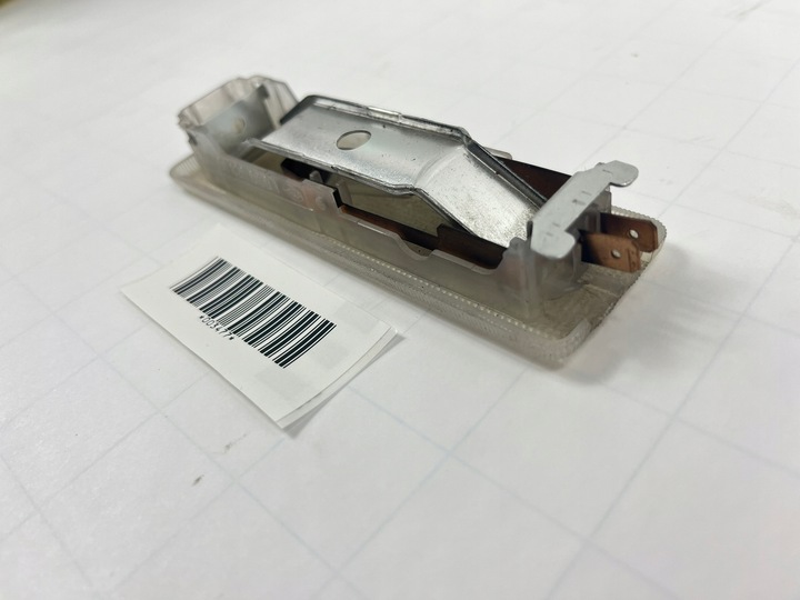 фото №9, Лампа задня освітлення кабіни mercedes w124 0018200601