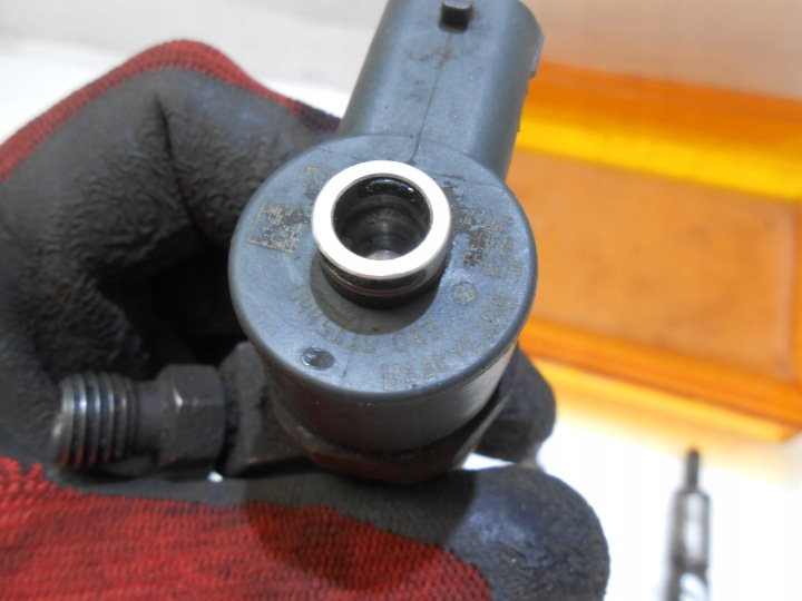 фото №10, Opel corsa fiat punto doblo 4штуки комплект форсунки пального 0445110083
