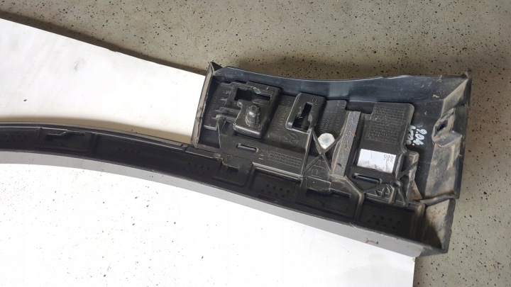 фото №13, Молдинг крила праве перед vw touareg 3 760853718a демонтаж