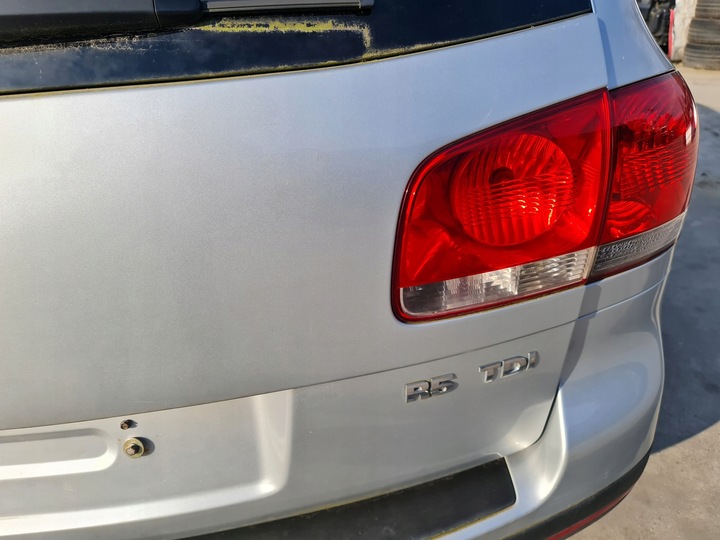 фото №5, Крышка багажника голый vw touareg 7l la7w lubelskie