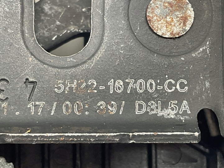 фото №12, Замок капота перед land rover discovery 5 5h22-16700-cc