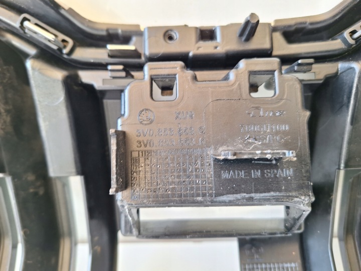 фото №8, Skoda superb iii 3v0 рестайлинг решётка радиатора решётка 3v0853653 g оригинал