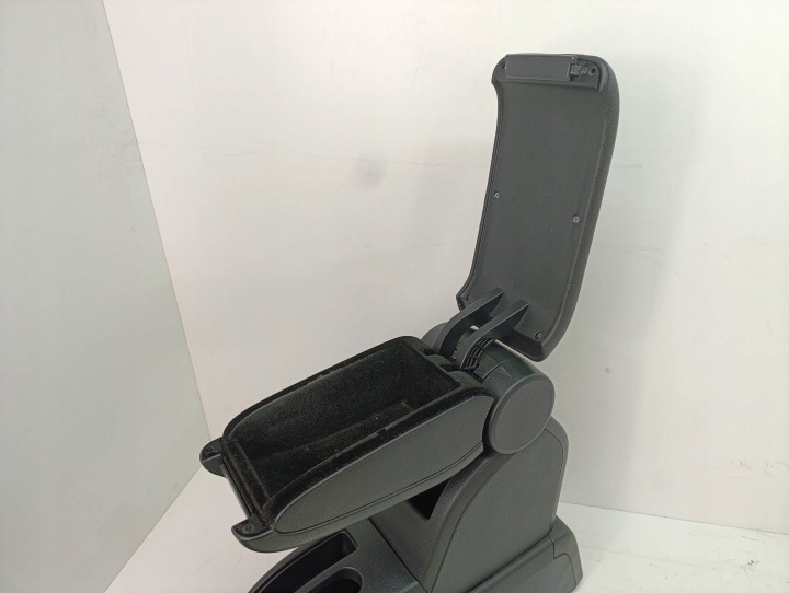 фото №8, Nissan tiida i подлокотник туннеля среднего хороший