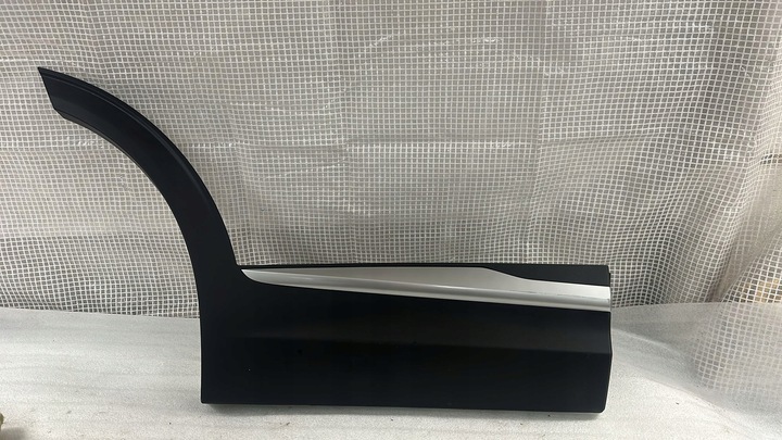 фото №1, Kia sportage 2021- планка na двері зад права