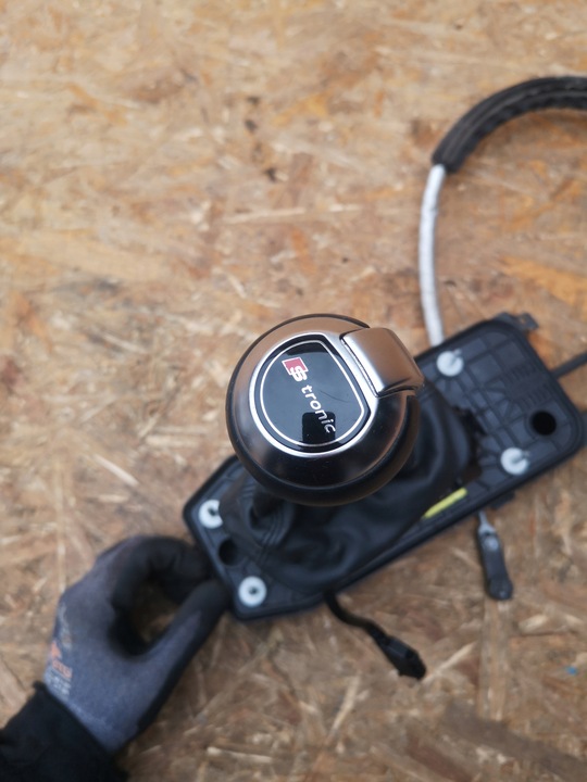 фото №6, Audi q3 8u ручка коробки передач чохол s tronic