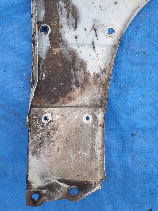 фото №8, Audi 100 c3 82 1982 91 крило переднє перед лівий