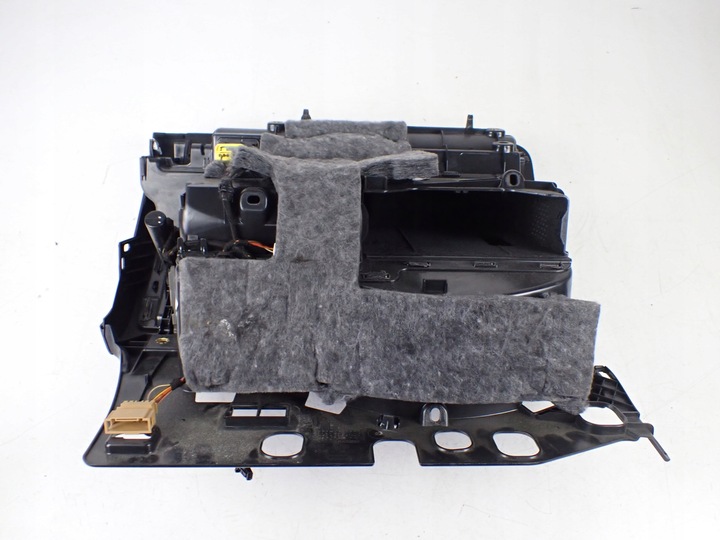 фото №8, Бардачок пассажира европа audi a5 8t 8k1857035c