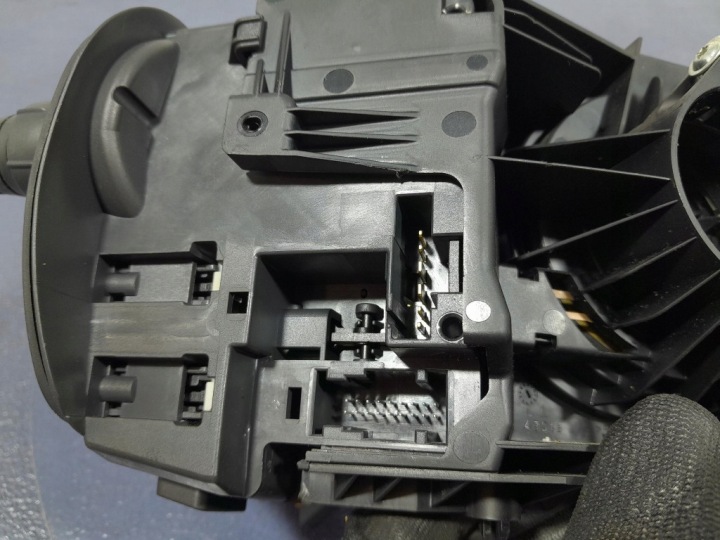 фото №9, Renault modus переключатель комбинированный подрулевые рычаги 8200245449