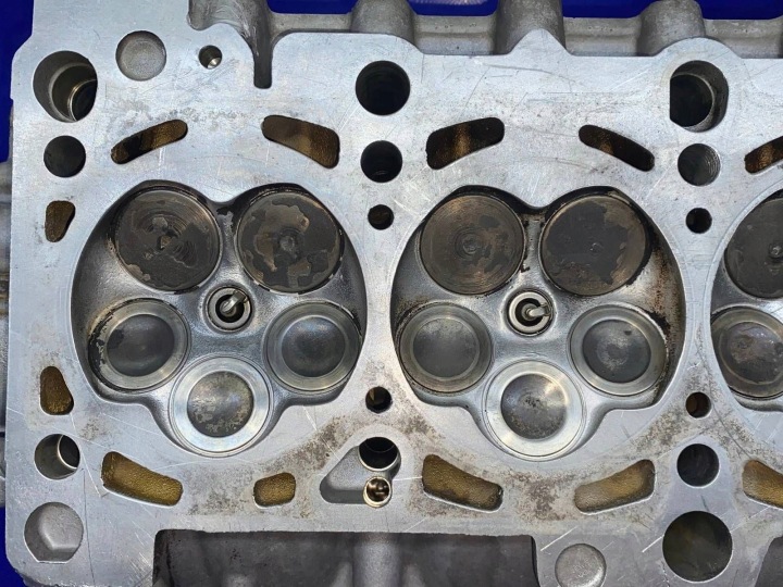 фото №15, Головка двигуна audi a4 s4 b6 8e 8h 06b103373am 2.0 b alt