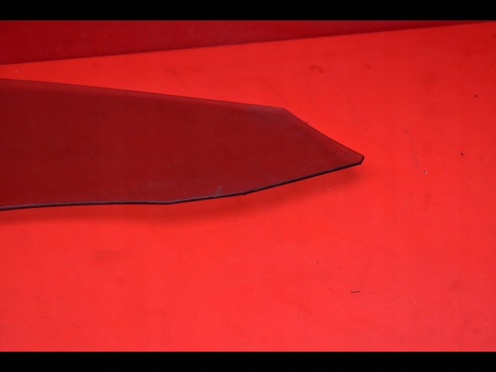 фото №7, Стекло боковая левая перед передняя vw passat b7 универсал 10-15