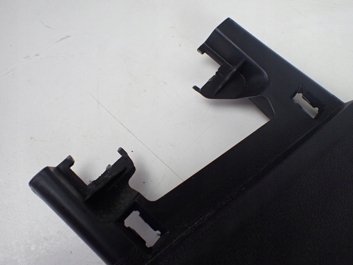 фото №6, Обшивка стойка среднего решётка воздуховод peugeot 5008 i европа 9673404877