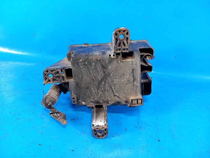 фото №4, Коробка запобіжників камера двигуна toyota tundra 07-13 826640c010