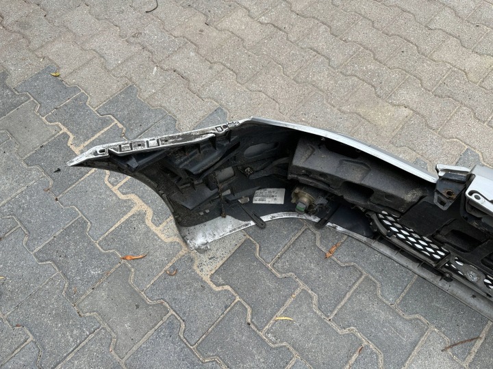 фото №9, Бампер передній mercedes cls c219 w219 w колір оригінальна запчастина лак 775