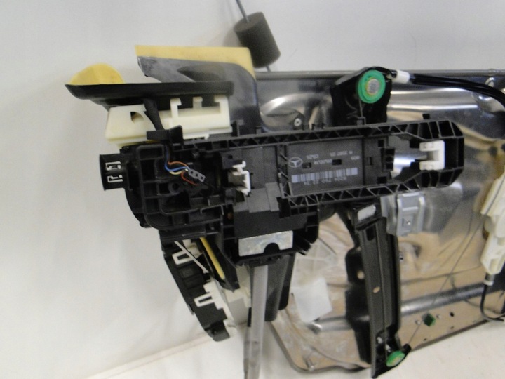 фото №6, Mercedes e 212 w212 рестайлинг вкладка дверь передние p