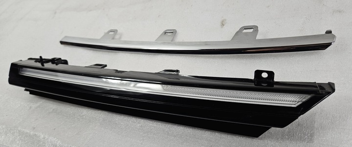 фото №7, Левая планка хром led решётка решётка vw golf viii 8 5h0 5h0941653c