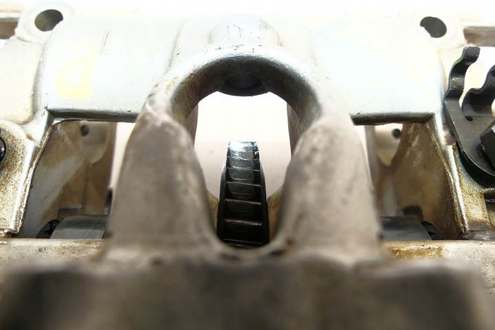 фото №12, Bmw e60 e61 540i e65 740i 4.0 v8 n62 основа касета вал ексцентриковий