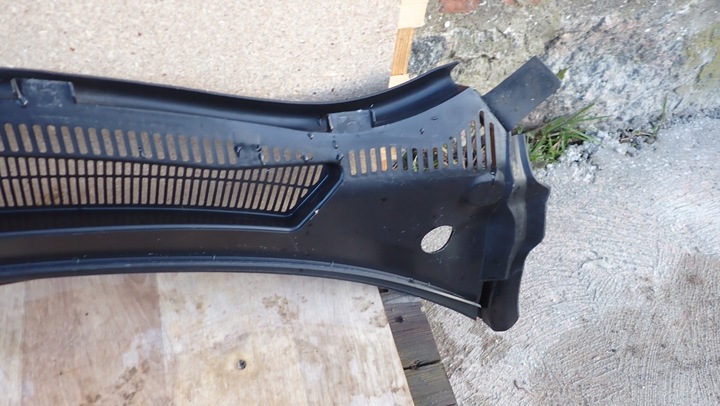 фото №13, Панель под лобовым стеклом пластиковый ford fiesta mk7 08-17 3d 8a61a02216