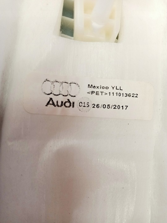 фото №7, Audi q5 80a защита обшивка стойка зад правый 111013622 левый 111013621