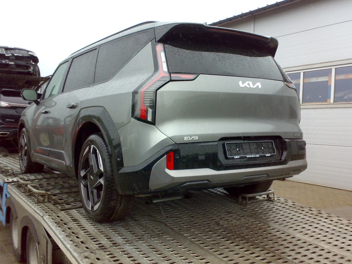 фото №11, Kia ev9 ev-9 молдинг пороговая порог накладка порога правая левая идеальная