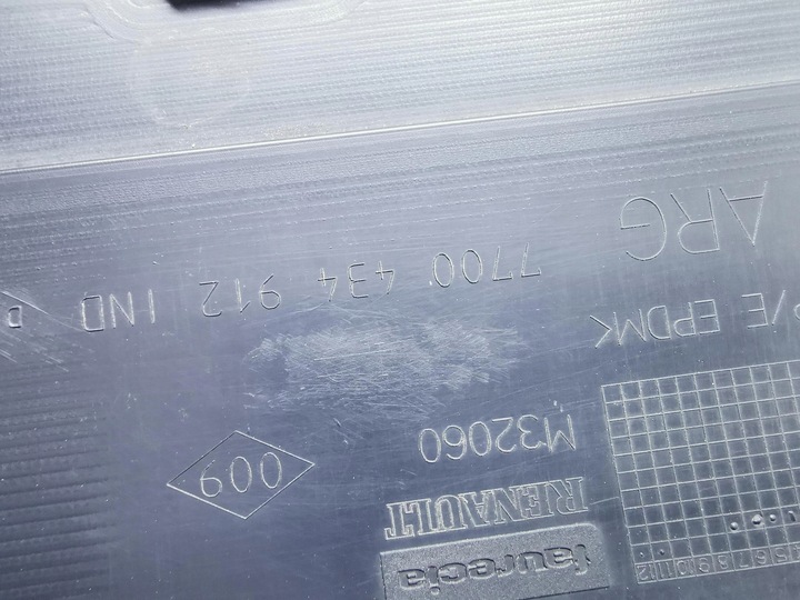 фото №4, Планка дверь левый зад renault scenic i rx4 00-03