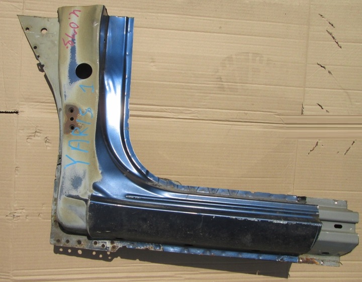 фото №1, Toyota yaris i 2004 порог левый колено левая 5 дверь