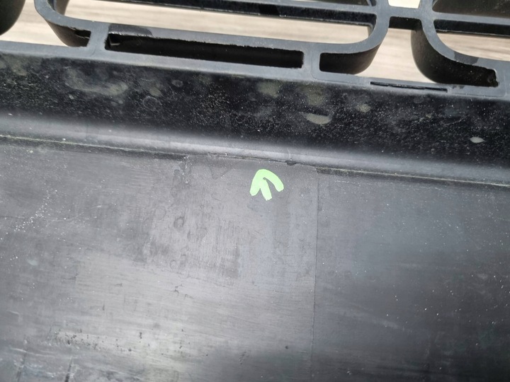 фото №7, Citroen c4 ii picasso 2017 з спереди решётка нижняя бампера передней