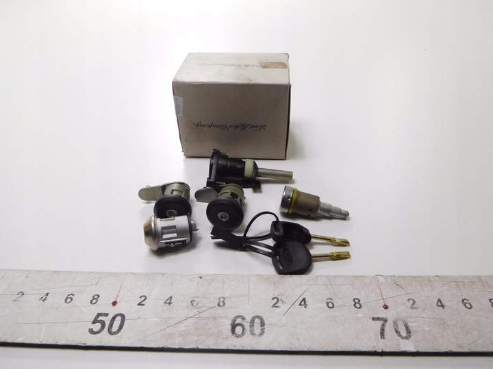 фото №8, Набір замків ford escort/orion 1990-1995 ea оригінальний номер 7260883