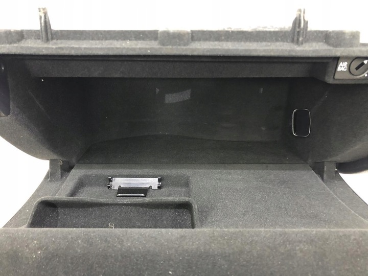 фото №8, Бардачок пасажира audi a5 8t 8k1857035