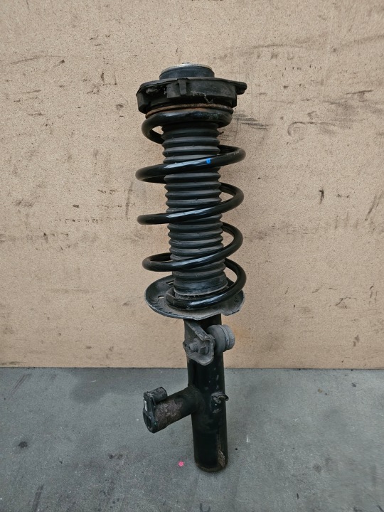 фото №11, Vw scirocco 08-14 амортизатор праве перед активний масляний 1t0413031hc
