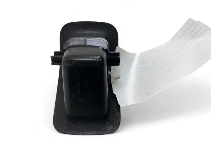 фото №6, Audi e-tron защита / заглушка isofix