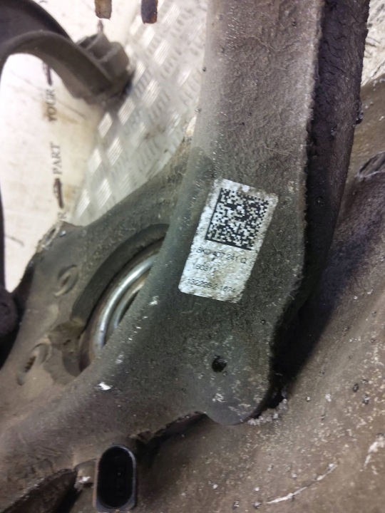 фото №10, Audi q5 sq5 2011 поворотный кулак диски передней