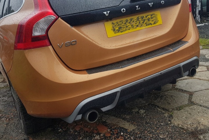 фото №14, Задний бампер volvo v60 i 12r r design