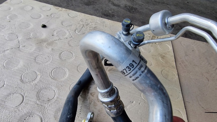 фото №9, Volvo xc60 ii 2.0 шланг кондиціонера (магістраль кондиціонера, трубка автокондиціонера) комплект 31497391 31369331
