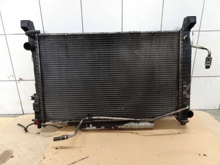 фото №12, Mb w169 a-klasa 2.0 cdi 07 радіатор води кондиціонера a1695000200