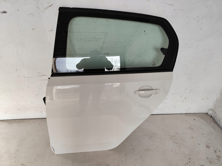 фото №1, Volkswagen up 2012 5d дверь левый зад lb9a