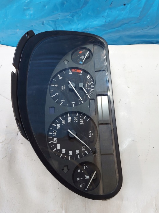 фото №8, Спідометр  панель приладів bmw 5 e39 528i 62118386126
