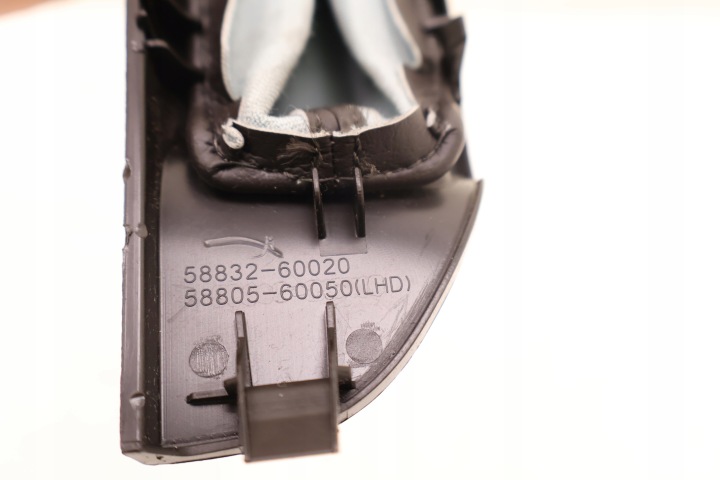 фото №5, Toyota land cruiser 200 08-11 чохол важіль гальма ручного 58832-60020
